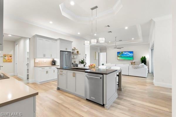 PARROT CAY - Residential