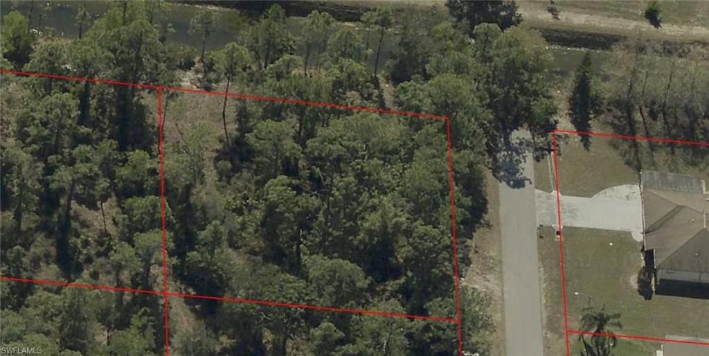 LEHIGH ACRES - Land