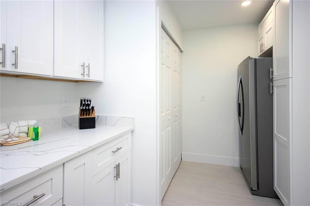 BLIND PASS CONDO - Residential