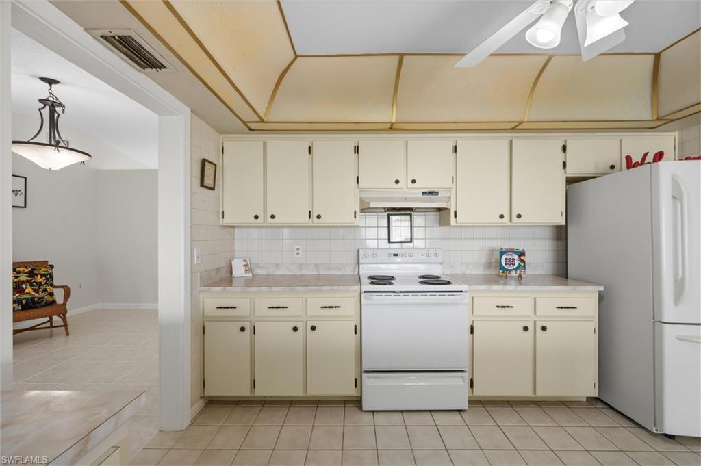 GOLDEN GATE CITY - Residential