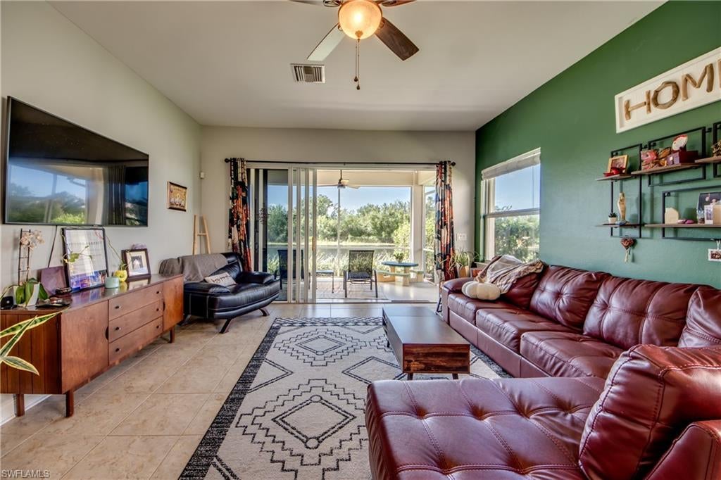 DEVONSHIRE LAKES - Residential