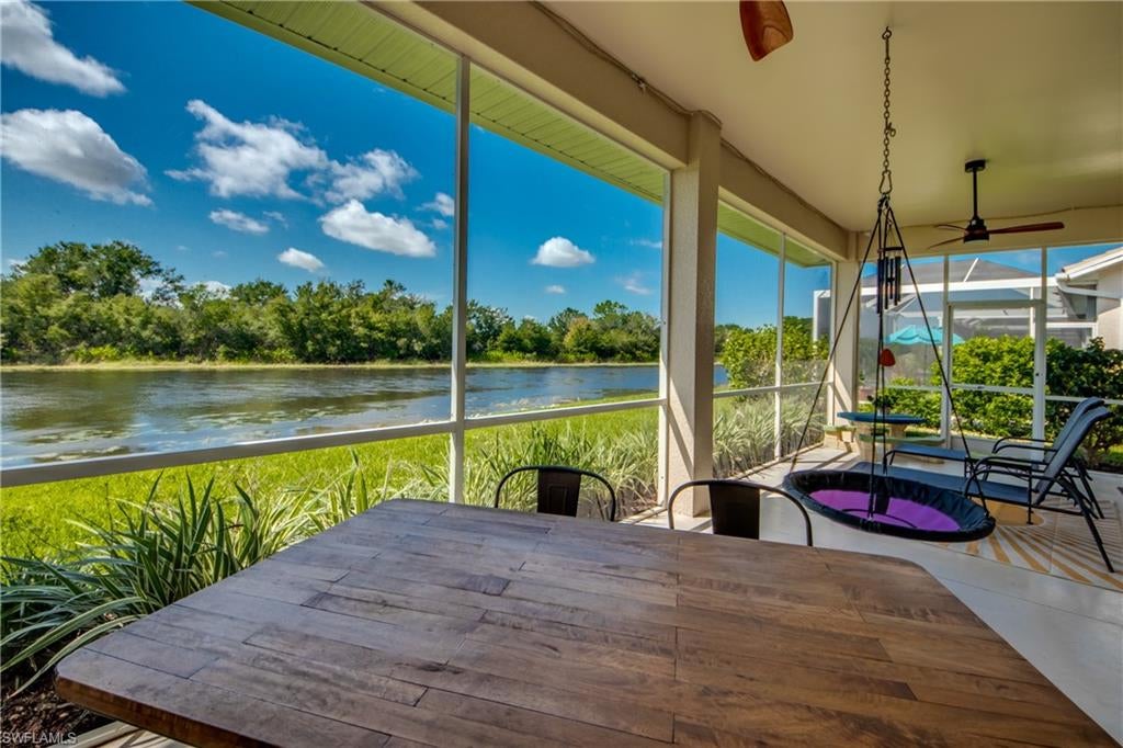 DEVONSHIRE LAKES - Residential