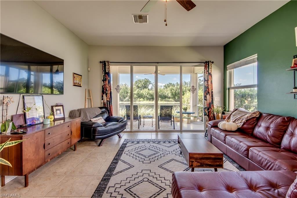 DEVONSHIRE LAKES - Residential