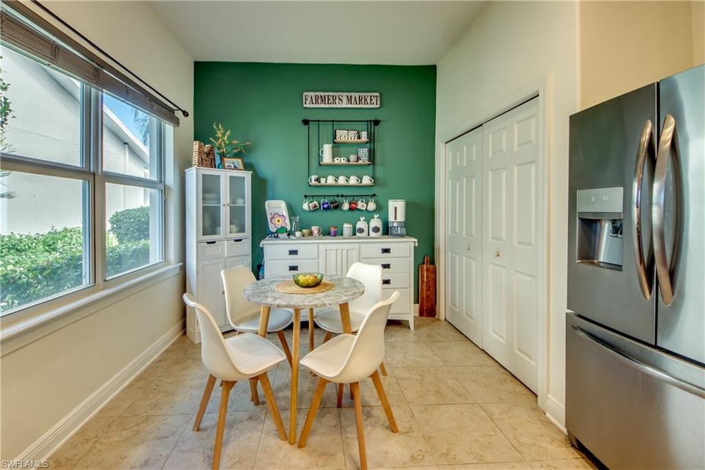 DEVONSHIRE LAKES - Residential