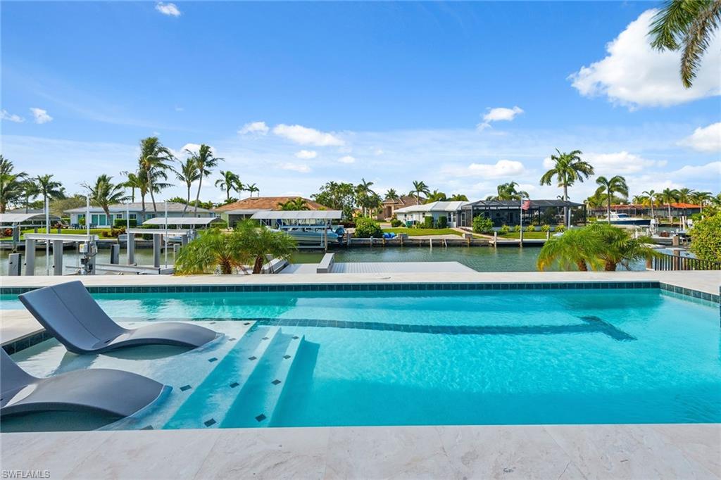 MARCO ISLAND - Residential
