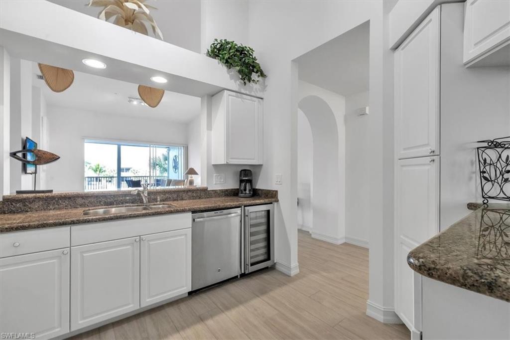 BREAKWATER - Residential Lease
