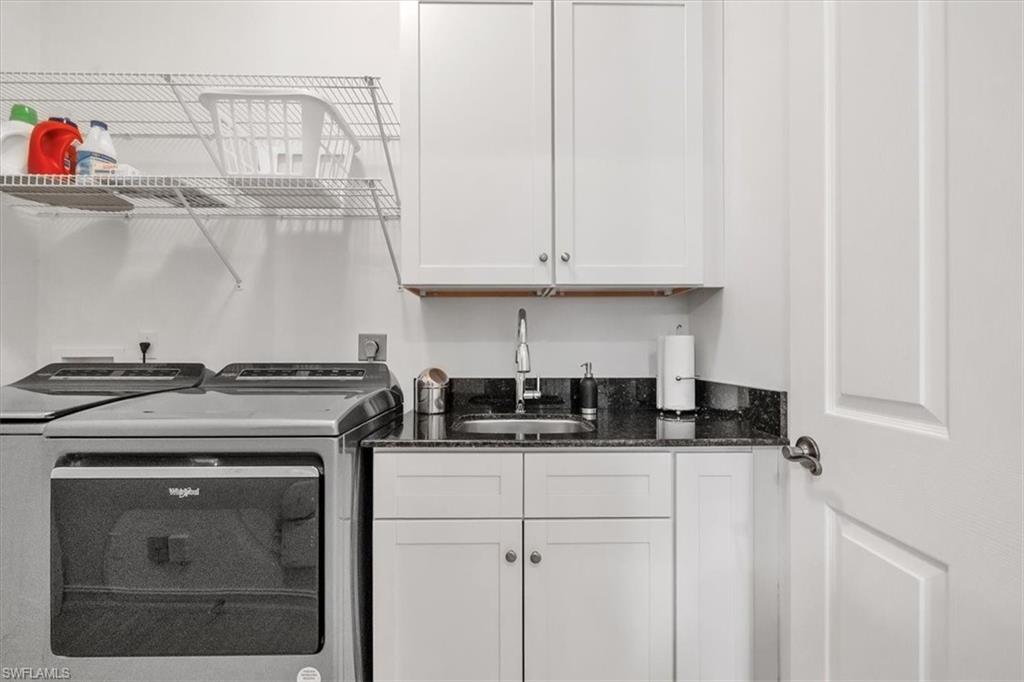 BREAKWATER - Residential Lease