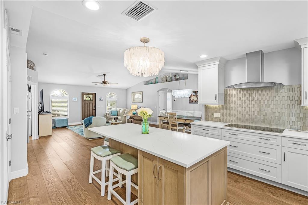 LAGUNA SHORES - Residential