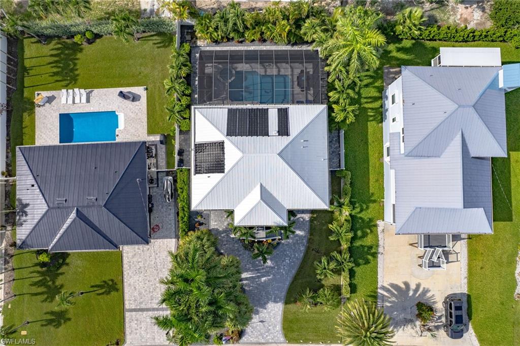 LAGUNA SHORES - Residential