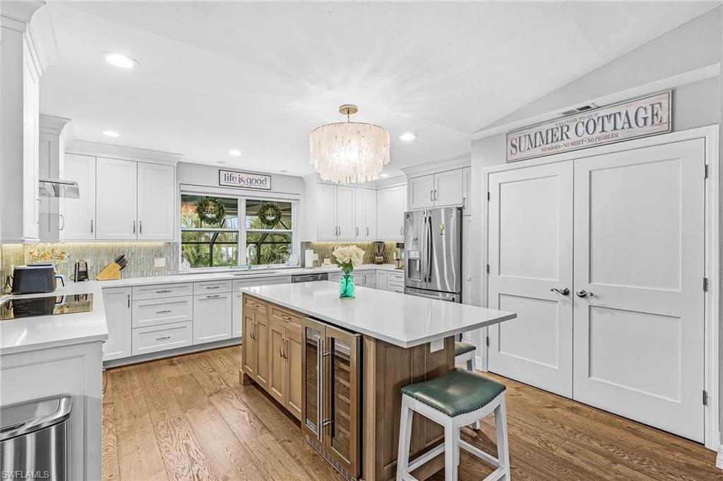 LAGUNA SHORES - Residential