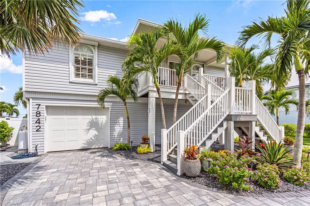LAGUNA SHORES - Residential