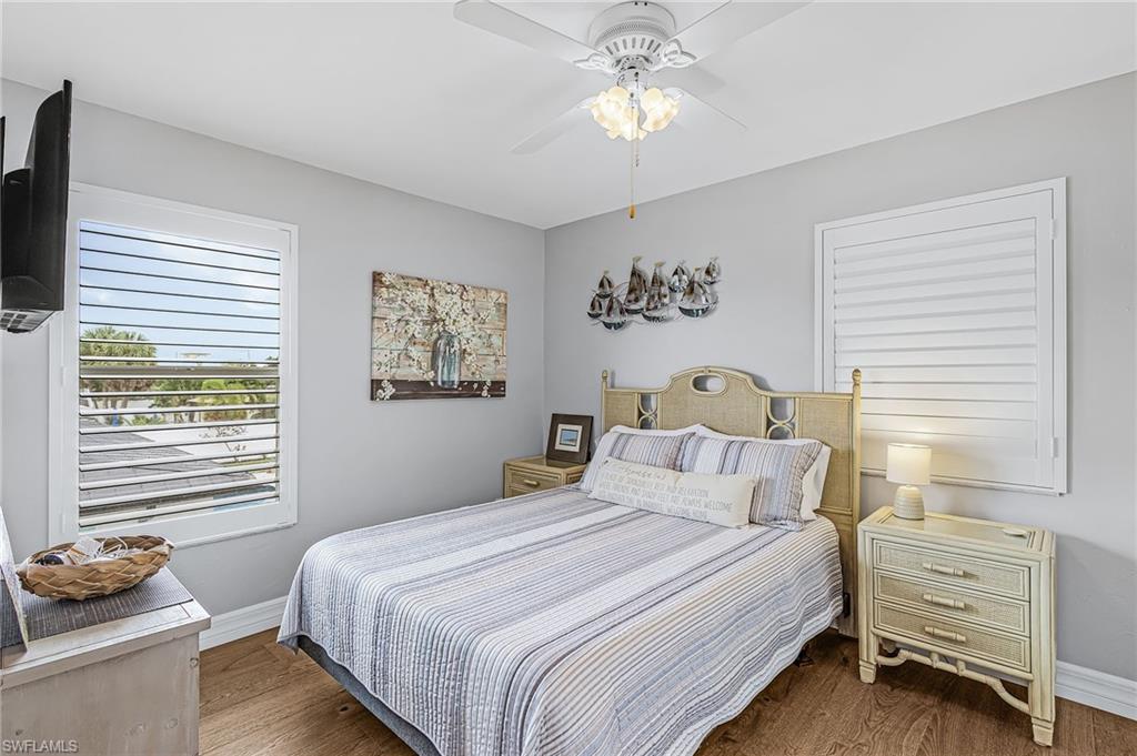 LAGUNA SHORES - Residential