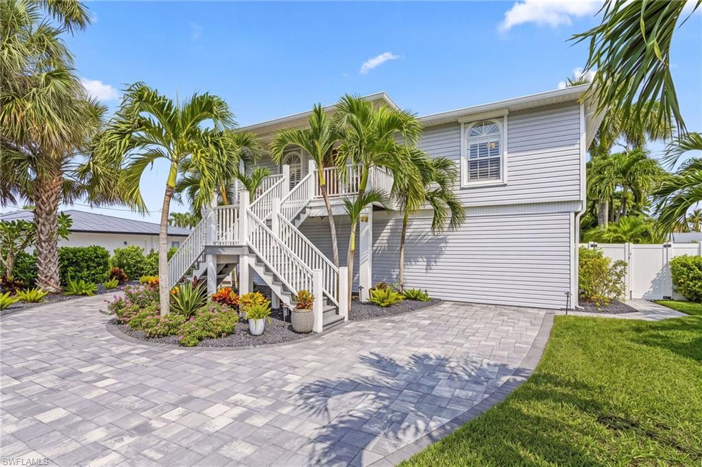 LAGUNA SHORES - Residential