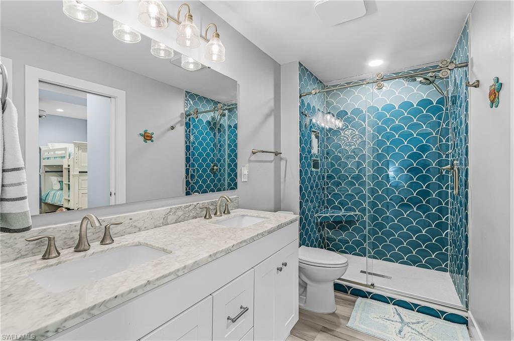 LAGUNA SHORES - Residential