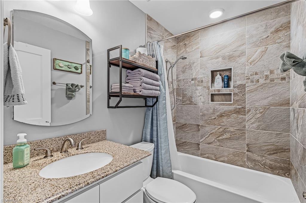 LAGUNA SHORES - Residential