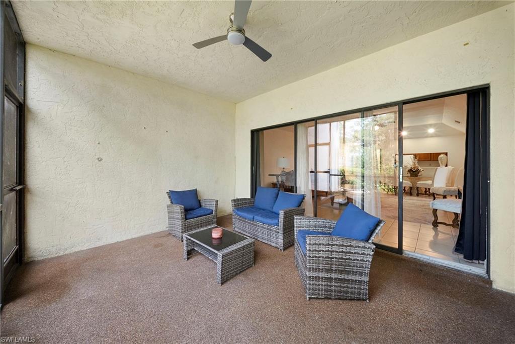 COURTYARD AT KINGS LAKE - Residential