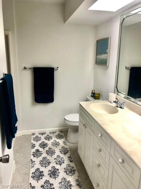 PINEHURST CONDOMINIUM - Residential Lease