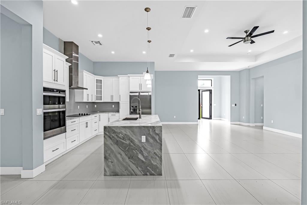 GOLDEN GATE ESTATES - Residential