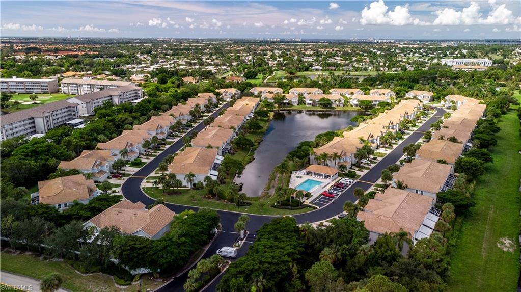 LAKEWOOD VILLAGE - Residential