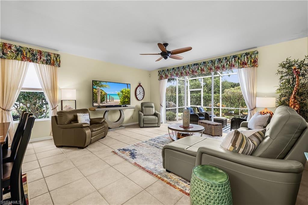 LAKEWOOD VILLAGE - Residential