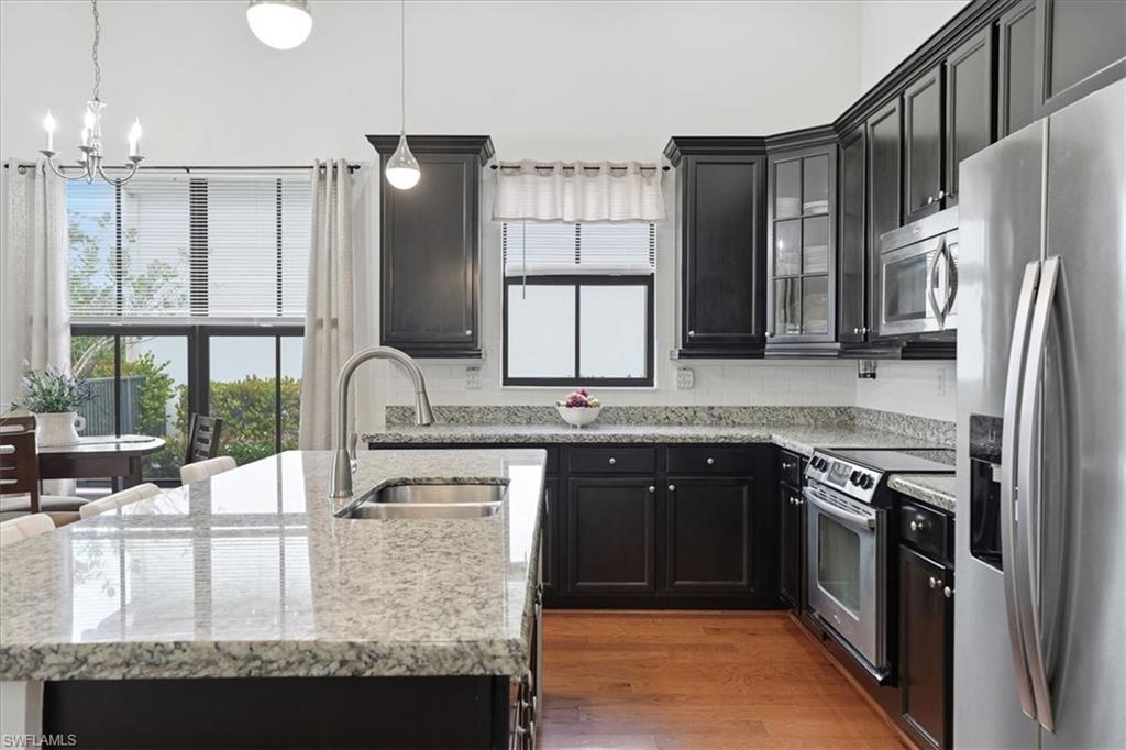 MAPLE RIDGE - Residential