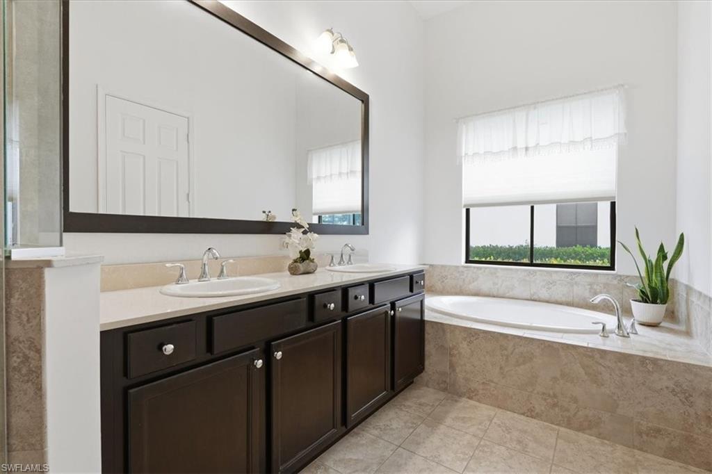 MAPLE RIDGE - Residential