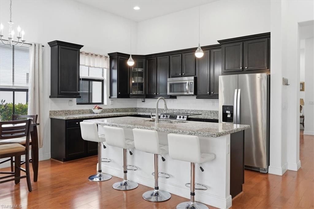 MAPLE RIDGE - Residential