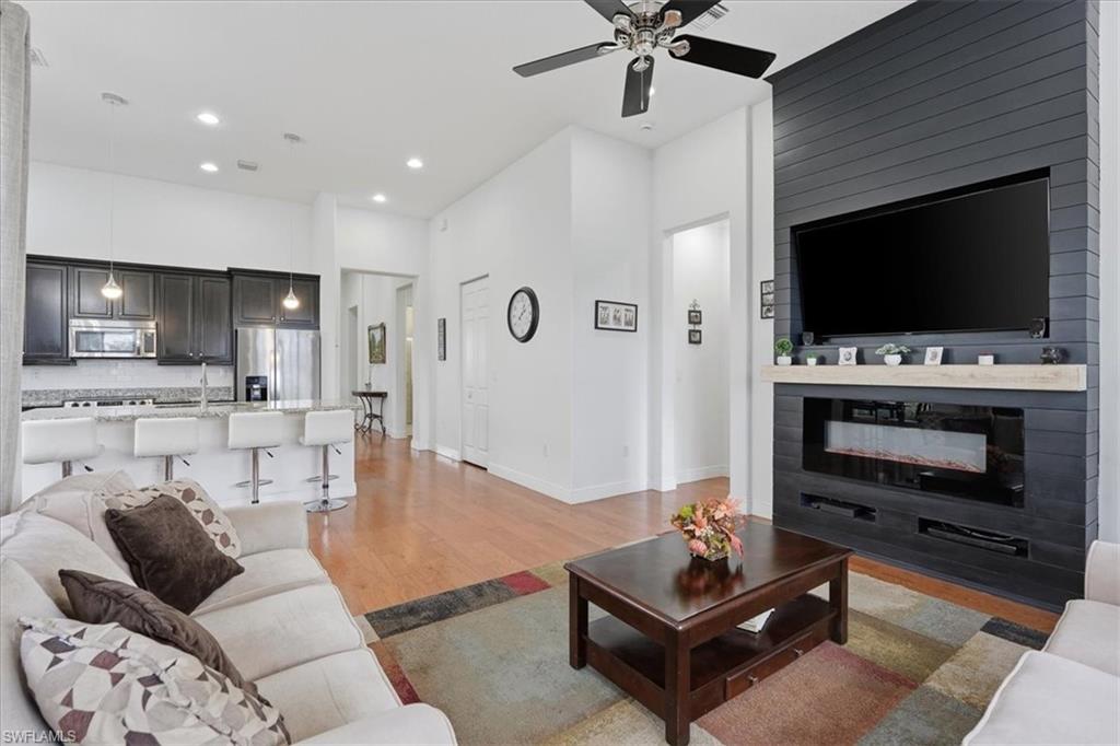 MAPLE RIDGE - Residential