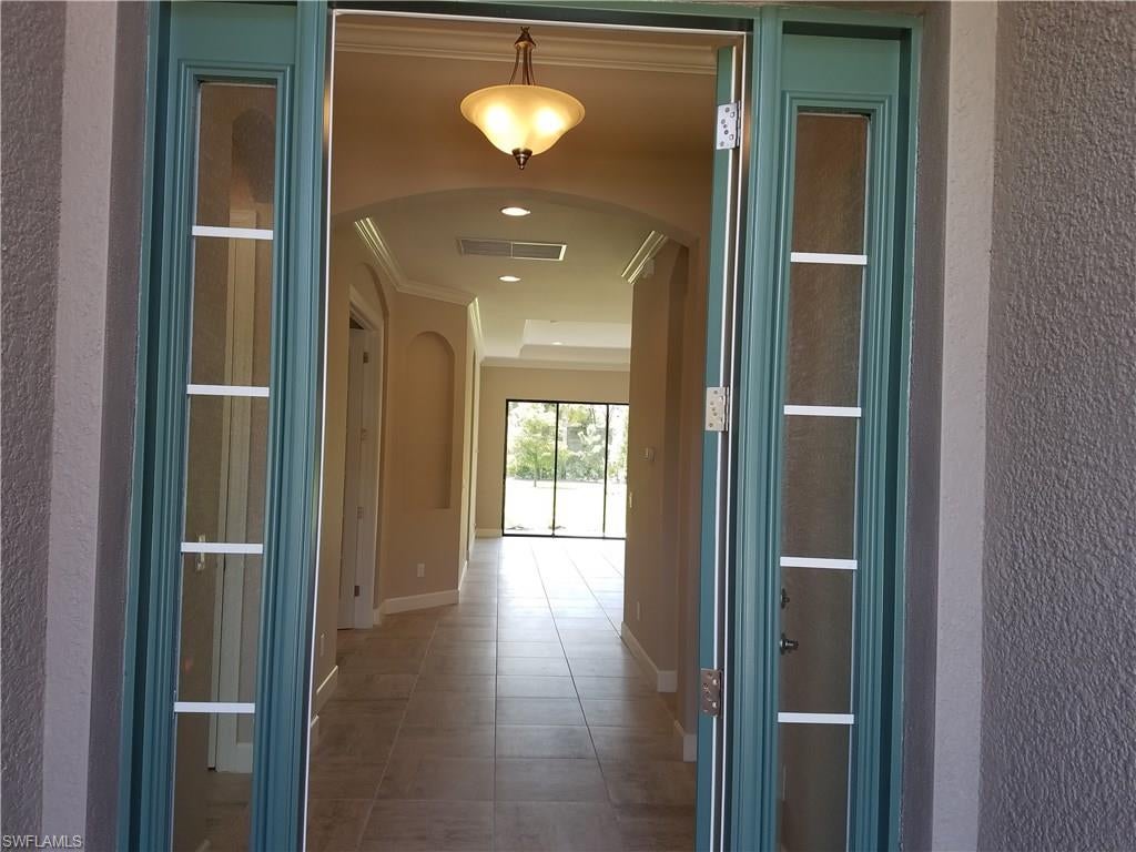 PEBBLE POINTE - Residential
