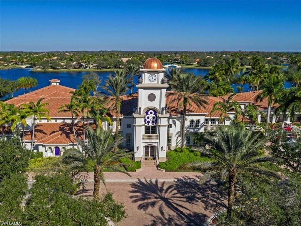 ISLAND WALK - Residential