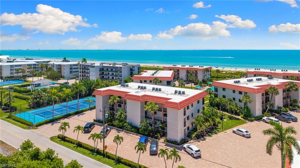SANDALFOOT CONDOMINIUM - Residential