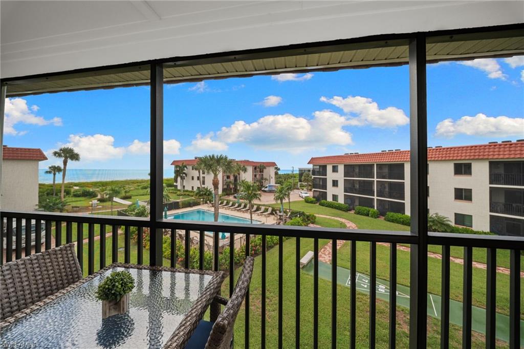 SANDALFOOT CONDOMINIUM - Residential