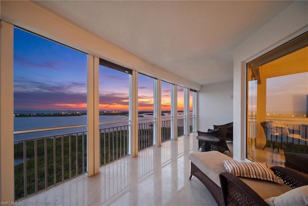 ESTANCIA - Residential Lease