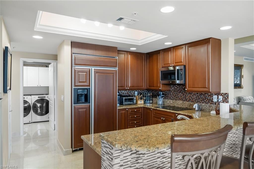 ESTANCIA - Residential Lease