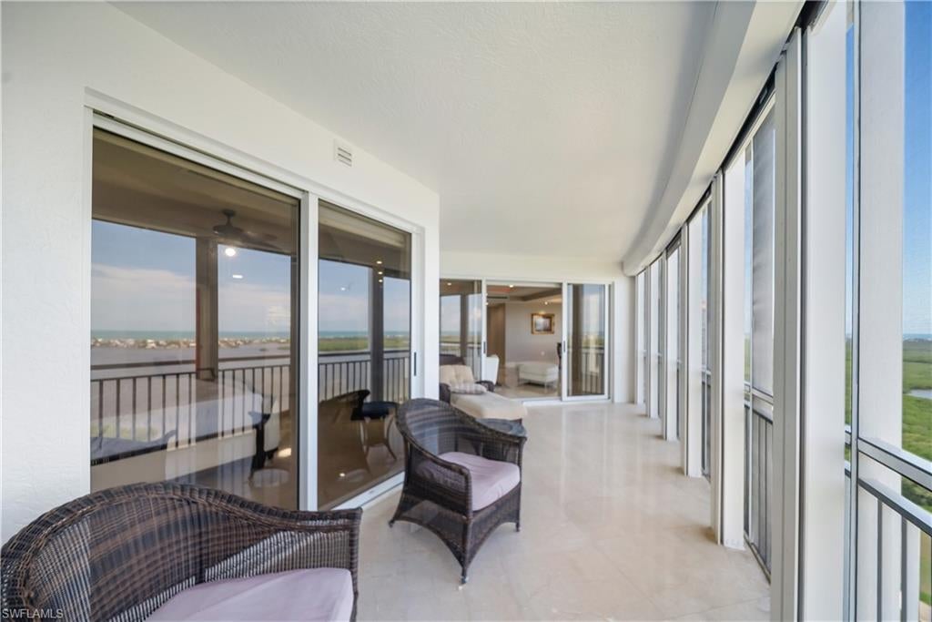 ESTANCIA - Residential Lease