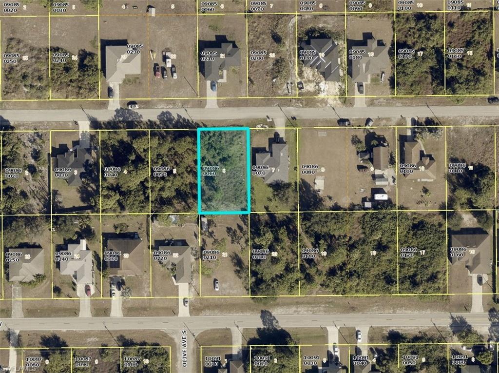 LEHIGH ACRES - Land