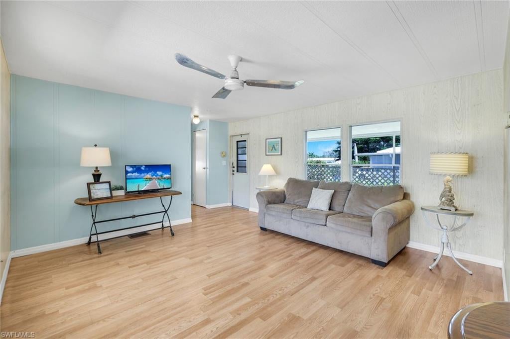 IMPERIAL BONITA ESTATES - Residential