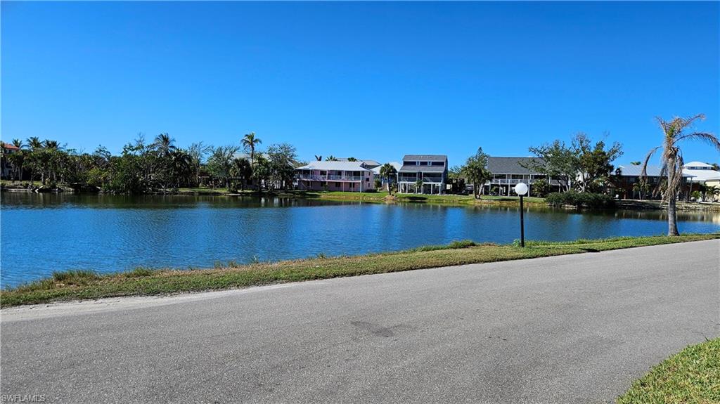 BAY VILLAGE CONDO - Residential