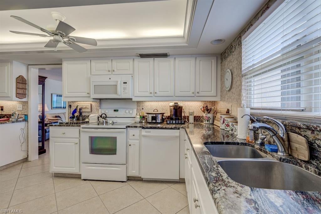 CRECIENTE CONDO SOUTH - Residential