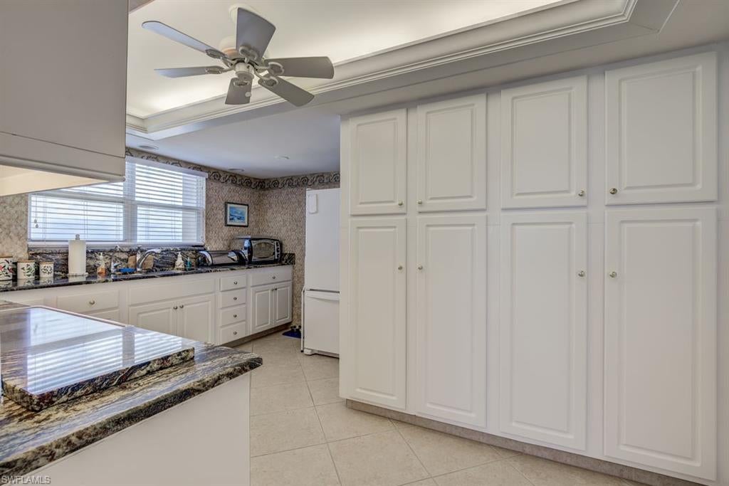 CRECIENTE CONDO SOUTH - Residential