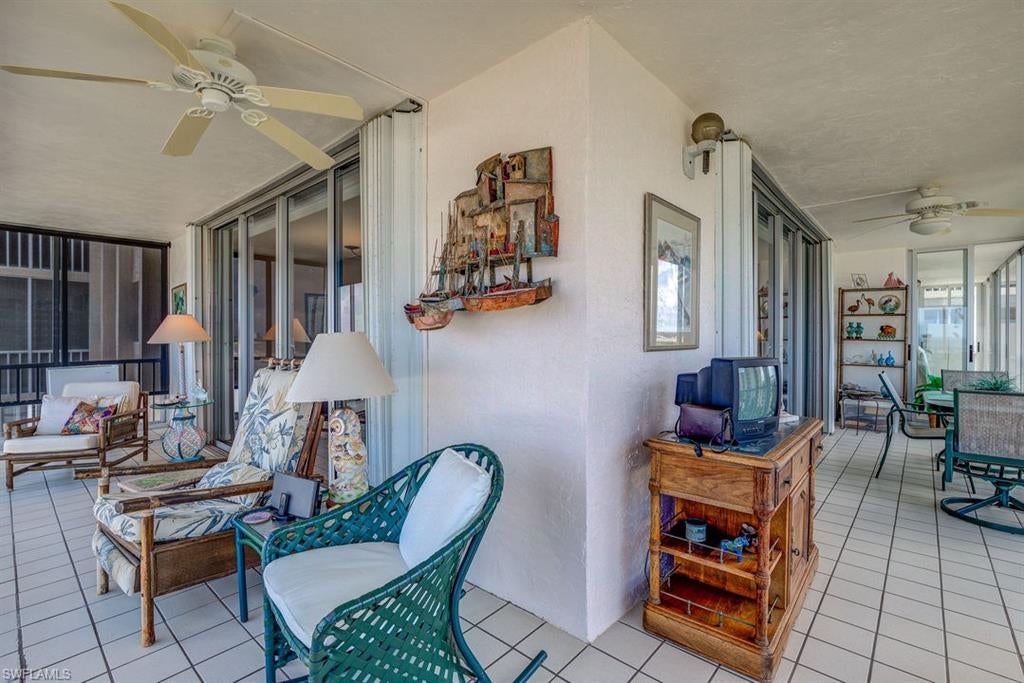 CRECIENTE CONDO SOUTH - Residential