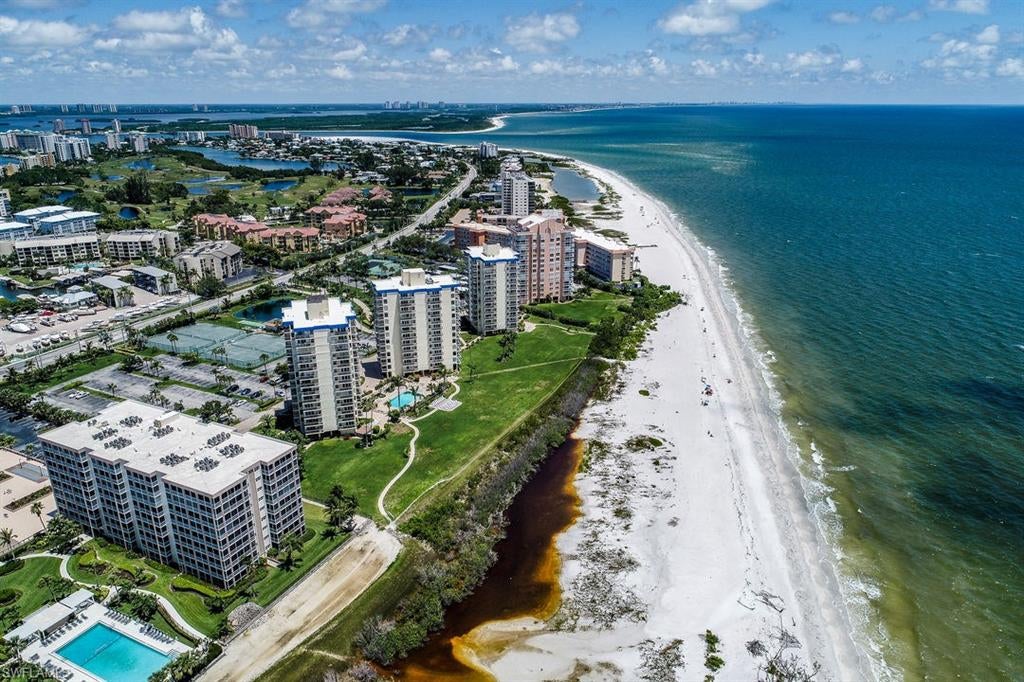 CRECIENTE CONDO SOUTH - Residential