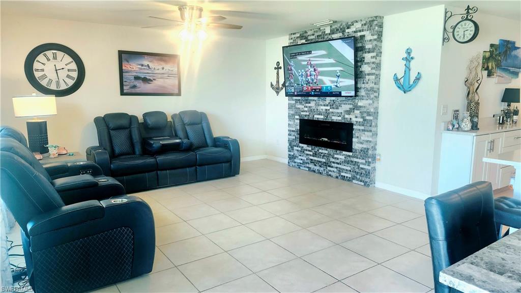 GATOR CIRCLE - Residential
