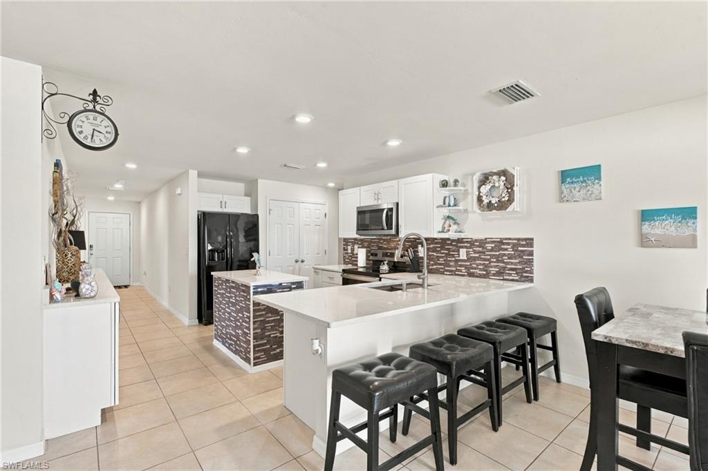 GATOR CIRCLE - Residential