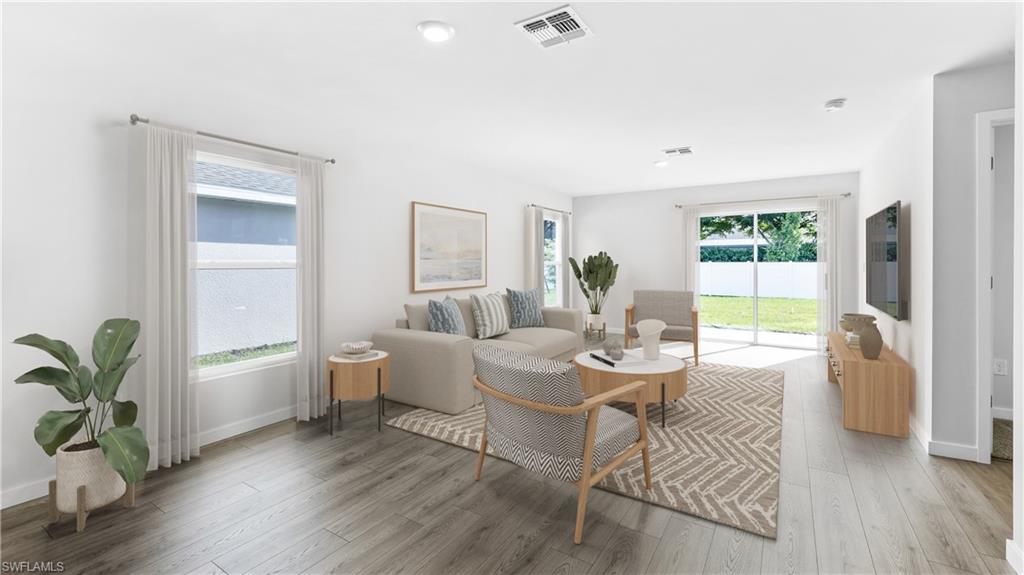 HEMINGWAY POINTE - Residential