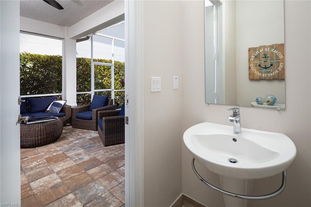 NAPLES PARK - Residential