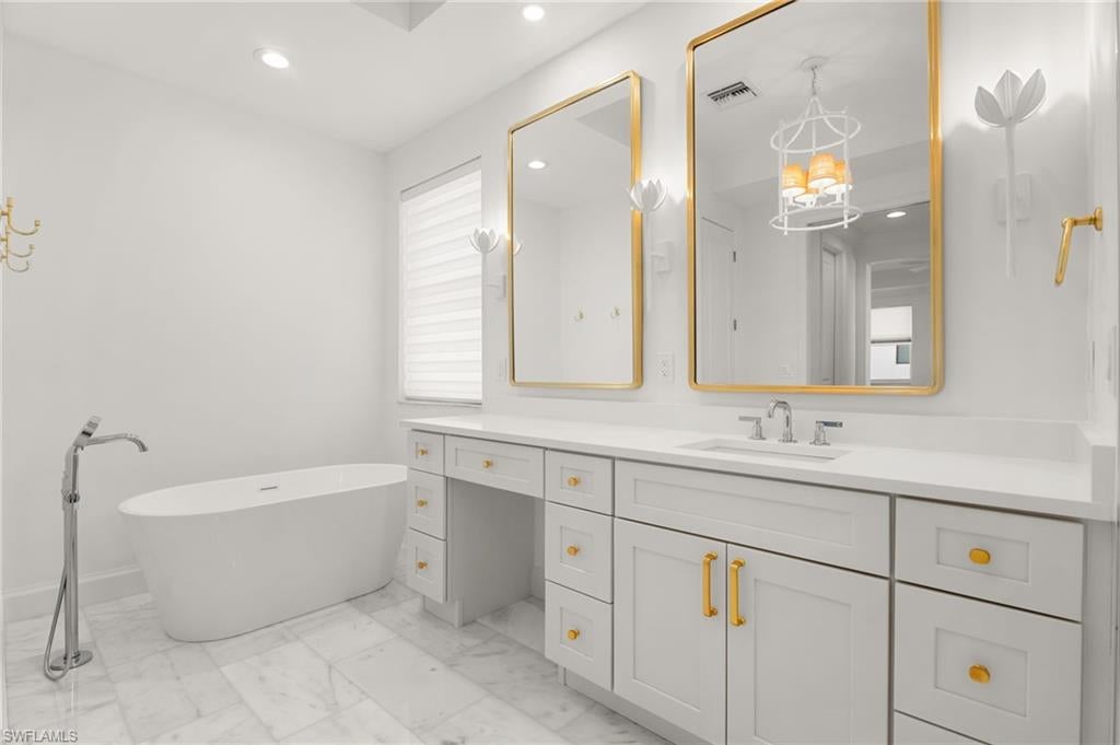 NAPLES PARK - Residential