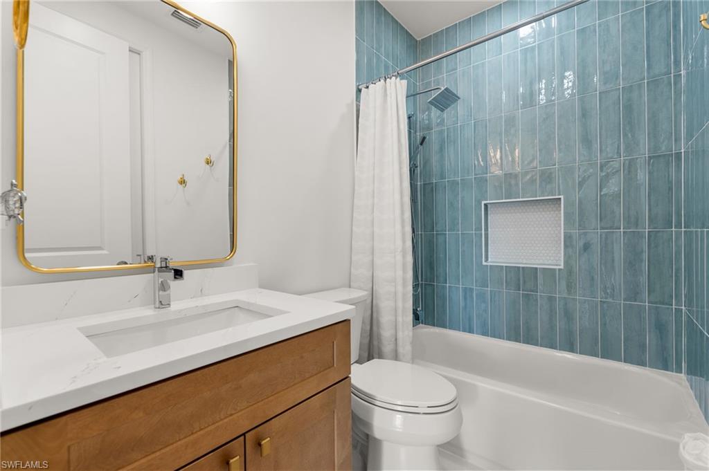 NAPLES PARK - Residential