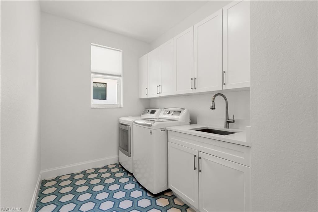 NAPLES PARK - Residential