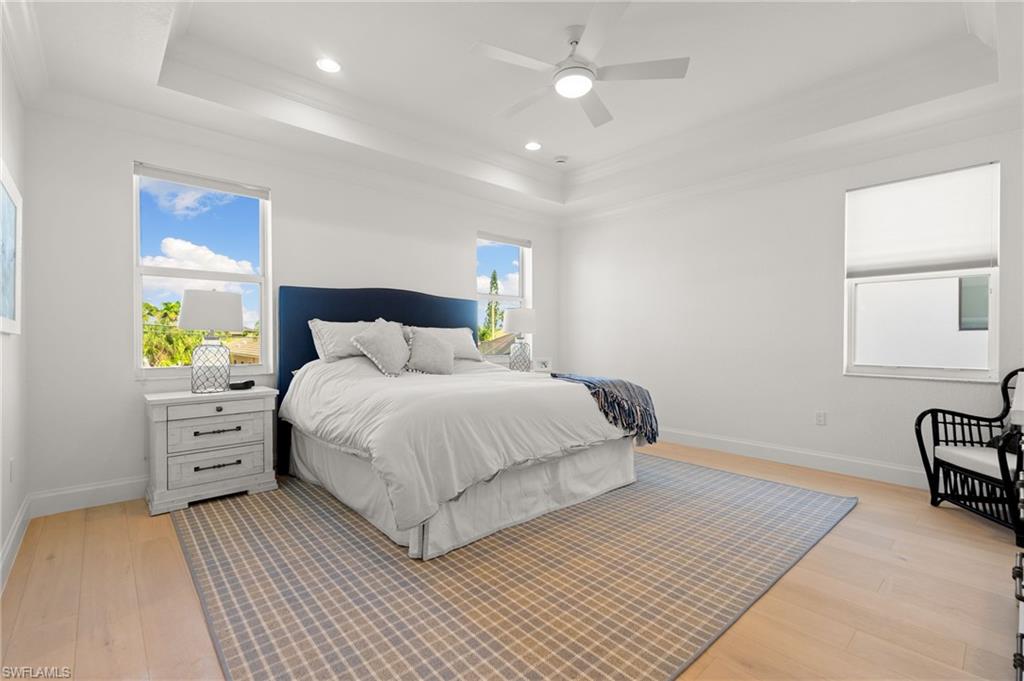 NAPLES PARK - Residential